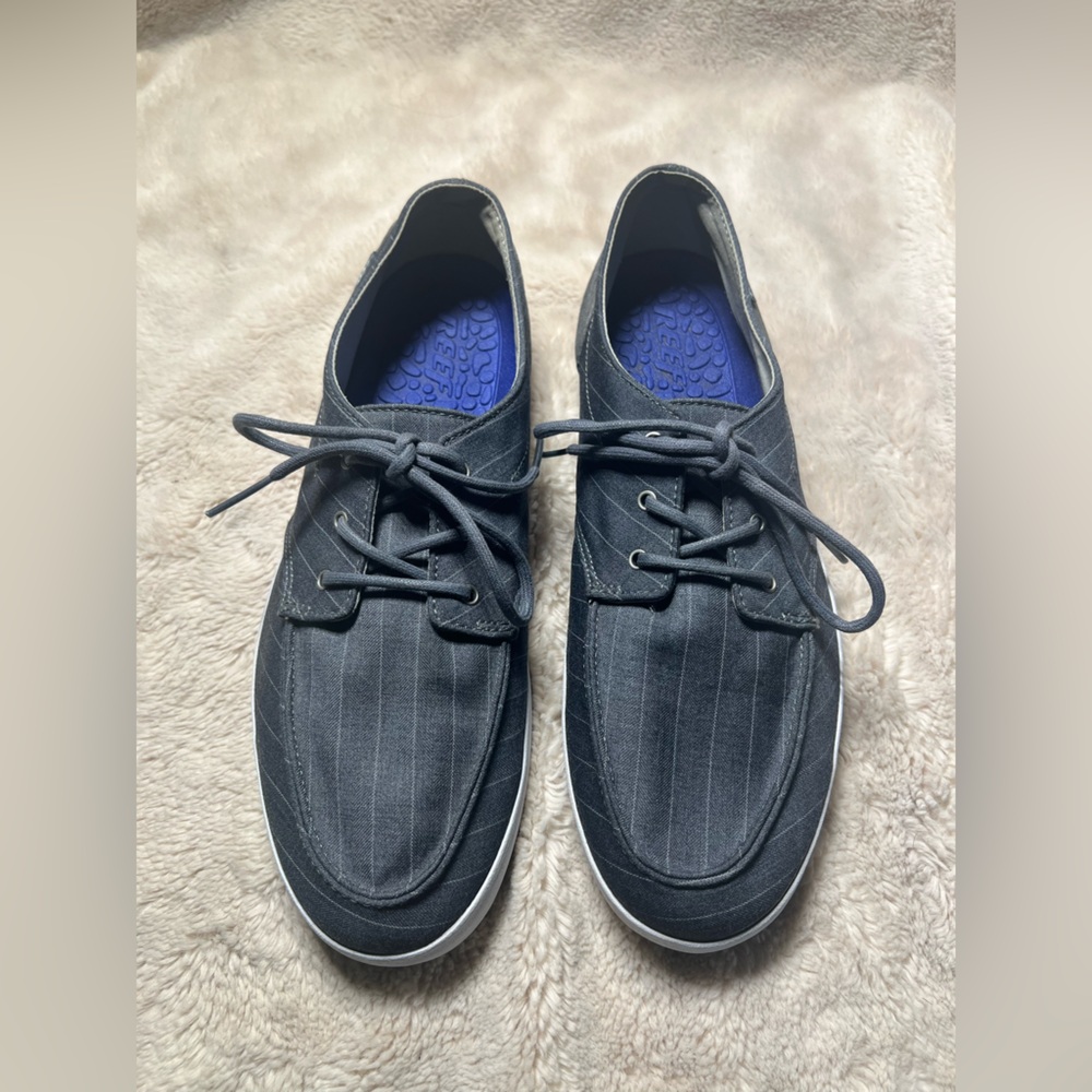 Reef Deckhand boat shoes Size
mens 10